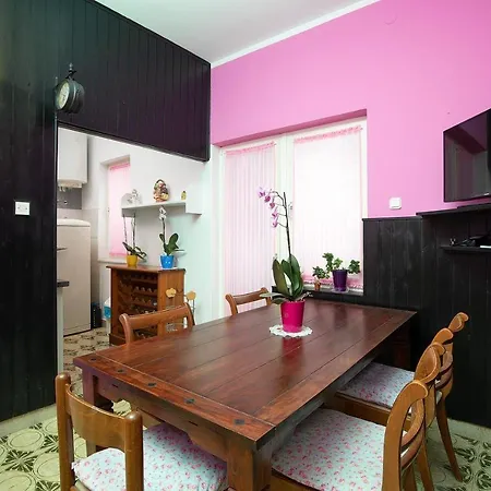 شقة Ferienwohnung Mit Terrasse, Garten, Bbq