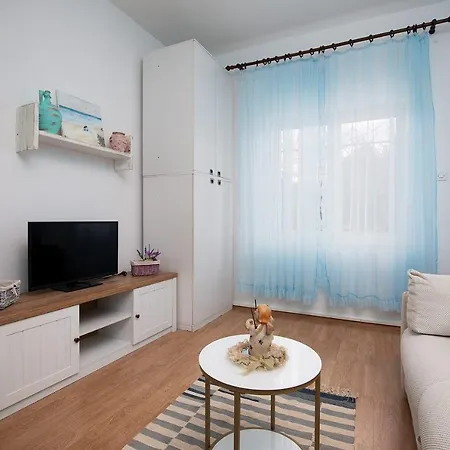 Ferienwohnung Mit Terrasse, Garten, Bbq شقة *